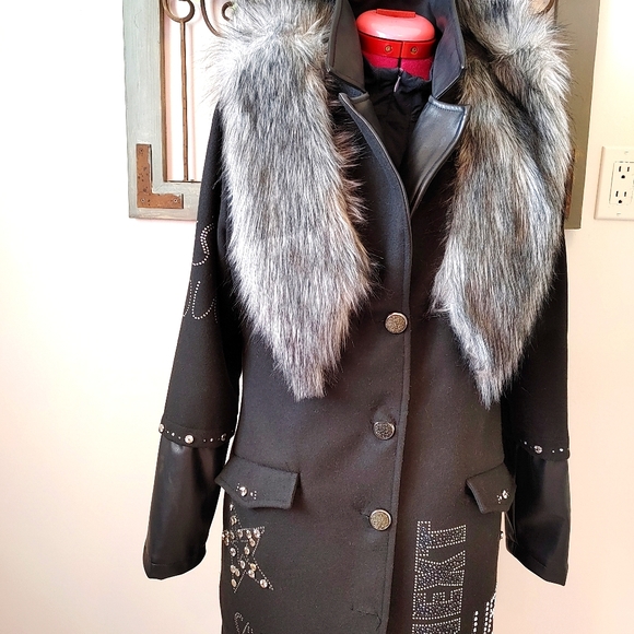 NWOT Right off the runway, STUNNING Tricotto Coat - Picture 9 of 15